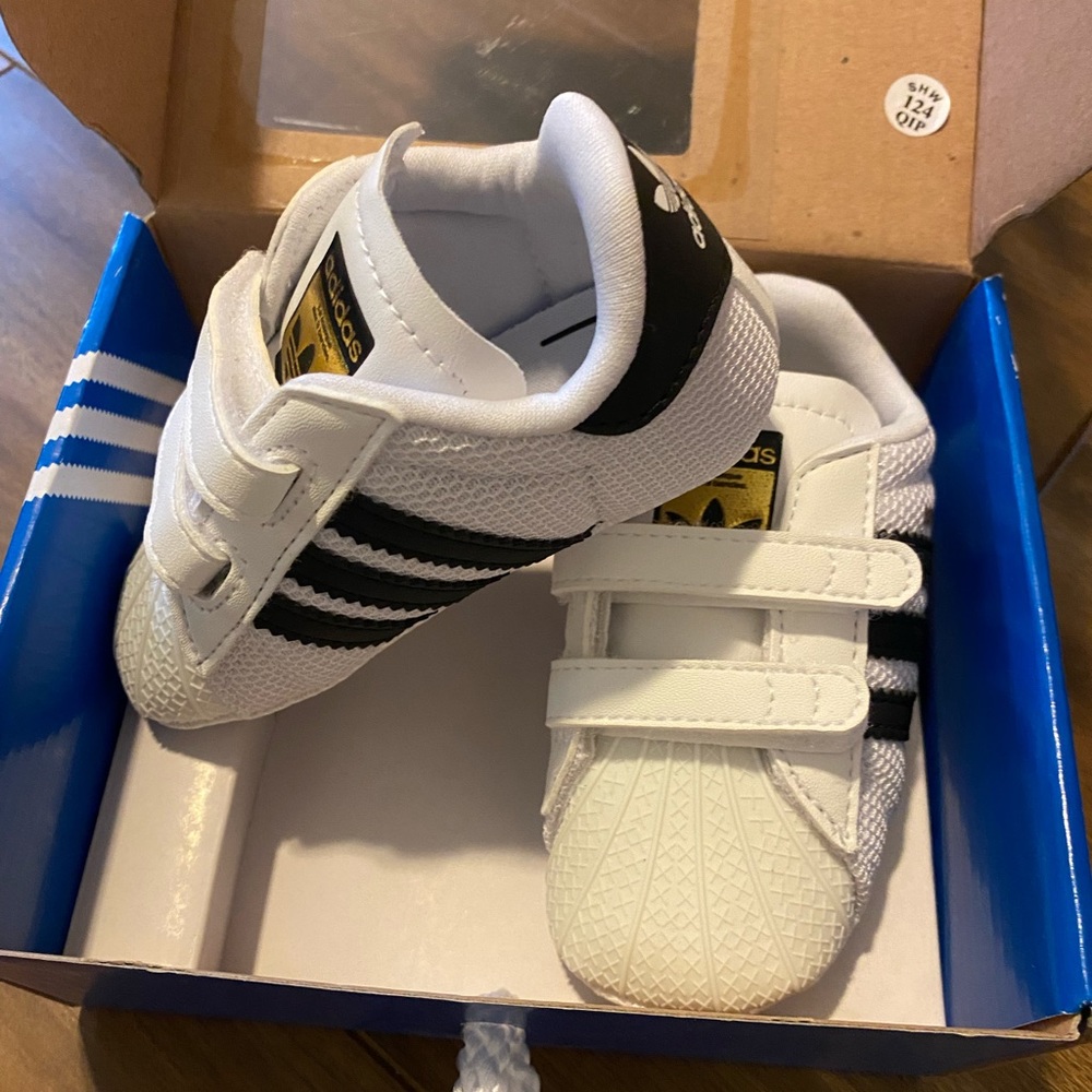 Adidas Superstar Crib shoes white / black size 3